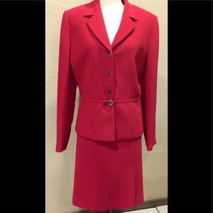 Stresa Red Ladies 2pc Skirt Suit